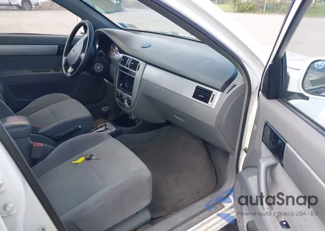 2006 Suzuki Forenza из США, поврежденный, VIN KL5JD56Z66K416987